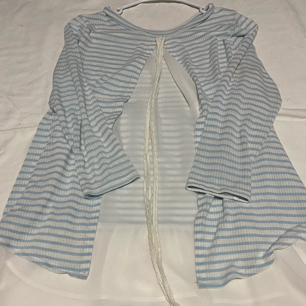 Cute breathable blouse